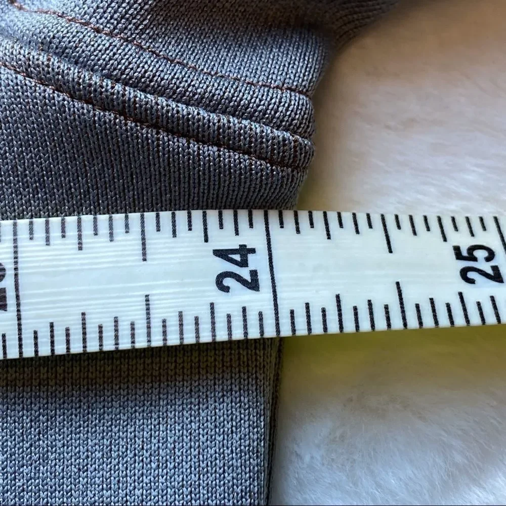 The North Face 1/4 Zip Long Sleeve Shirt Brown Gray